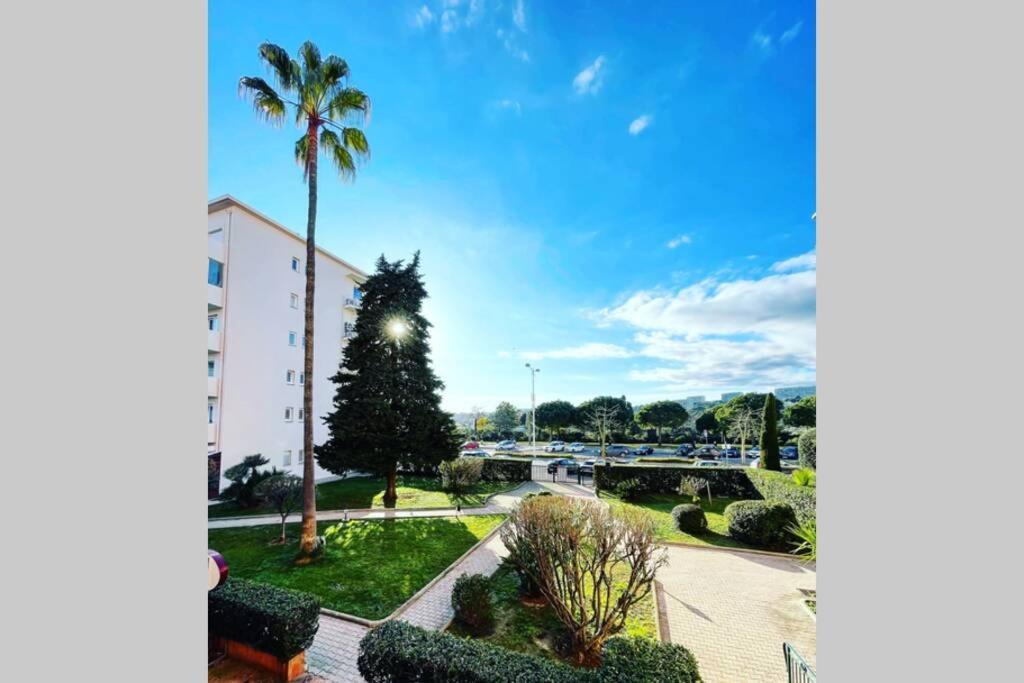 Magnifique 2P A Deux Pas De La Plage Cagnes-sur-Mer Kültér fotó